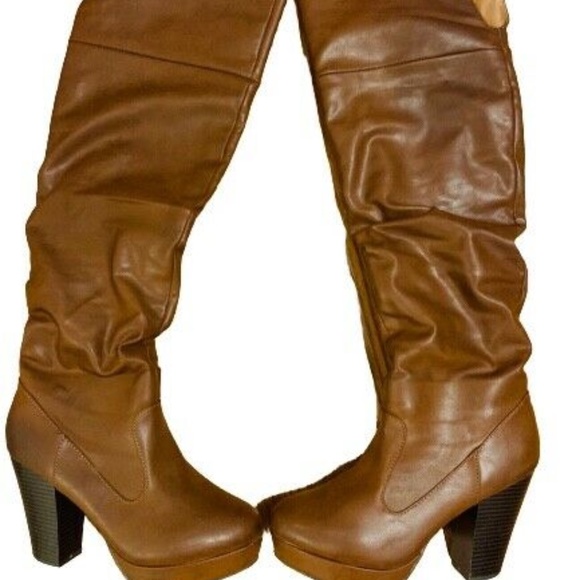 BAMBOO Shoes - Scrunchy Brown Chunky Heel Boots - Size 9